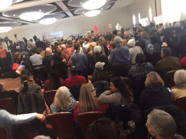 newark-rally-from-nbc-news